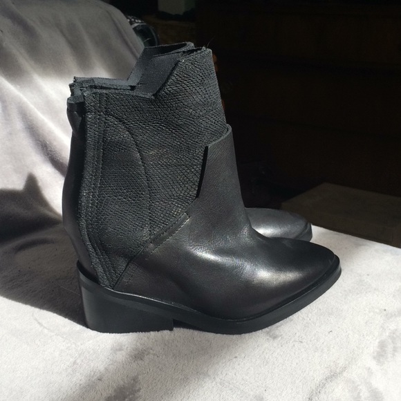 cinzia araia ankle boots